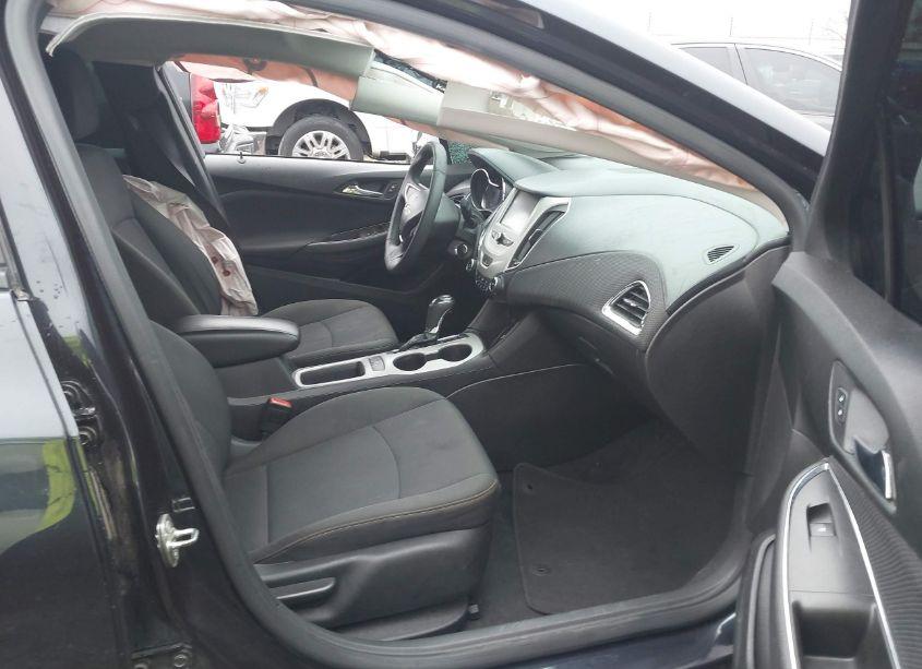 Photo 5 of 2016 Chevrolet Cruze LS AUTO (VIN 1G1BC5SM7G7311478)