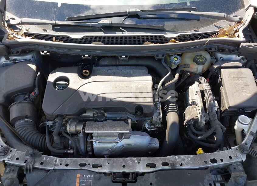 Photo 10 of 2017 Chevrolet Cruze LS AUTO (VIN 1G1BC5SM7H7121679)