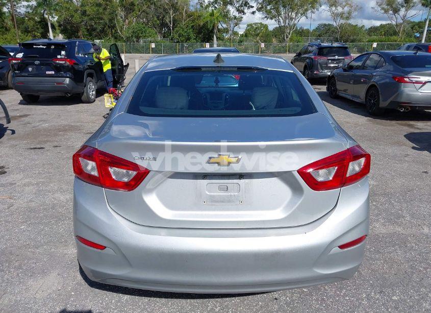 Photo 16 of 2017 Chevrolet Cruze LS AUTO (VIN 1G1BC5SM7H7121679)