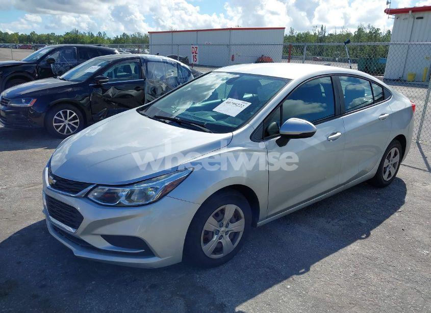 Photo 2 of 2017 Chevrolet Cruze LS AUTO (VIN 1G1BC5SM7H7121679)