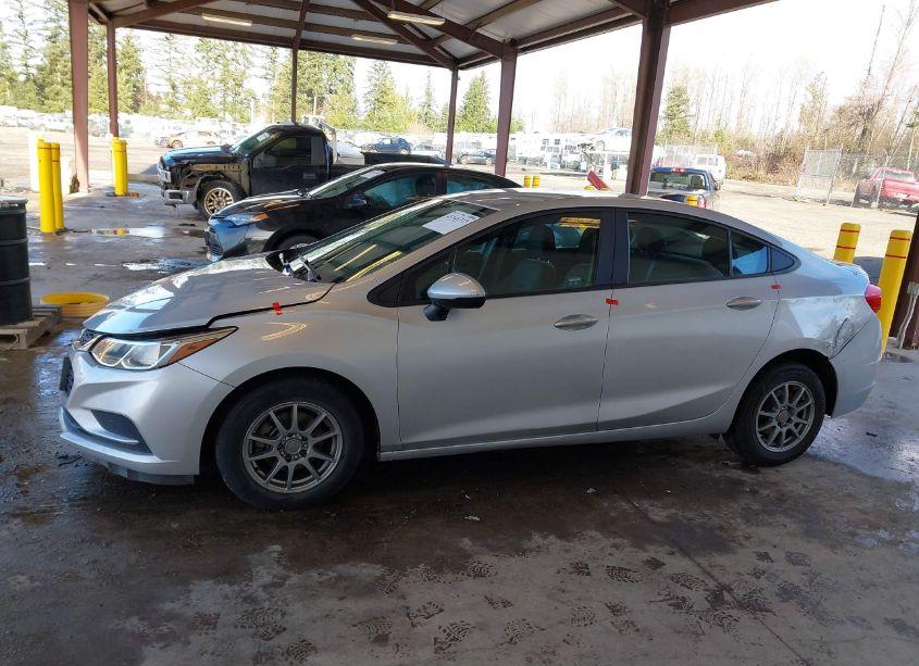 Photo 14 of 2017 Chevrolet Cruze LS AUTO (VIN 1G1BC5SM7H7142211)