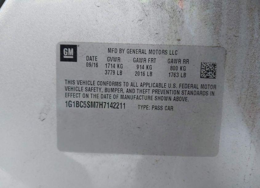 Photo 9 of 2017 Chevrolet Cruze LS AUTO (VIN 1G1BC5SM7H7142211)