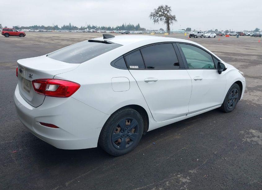 Photo 4 of 2017 Chevrolet Cruze LS AUTO (VIN 1G1BC5SM7H7164337)