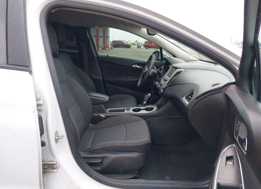 Photo 5 of 2017 Chevrolet Cruze LS AUTO (VIN 1G1BC5SM7H7164337)