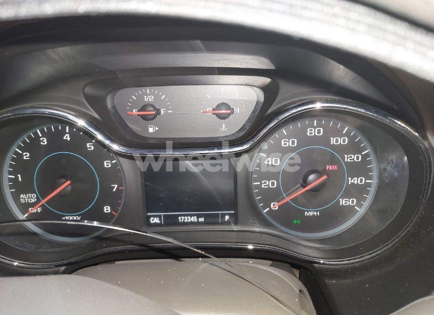 Photo 7 of 2017 Chevrolet Cruze LS AUTO (VIN 1G1BC5SM7H7178142)