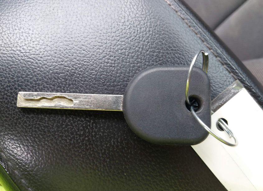 Photo 11 of 2017 Chevrolet Cruze LS AUTO (VIN 1G1BC5SM7H7207350)