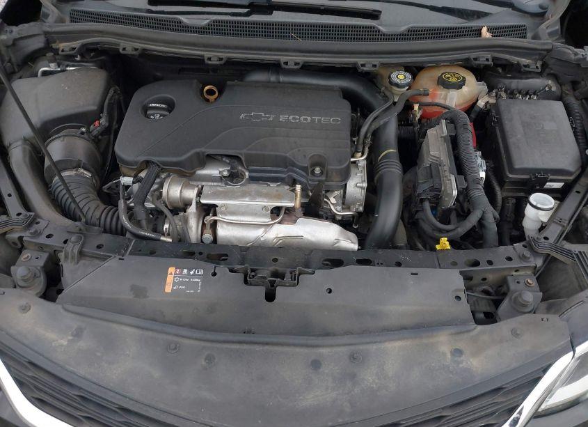 Photo 10 of 2017 Chevrolet Cruze LS AUTO (VIN 1G1BC5SM7H7212063)