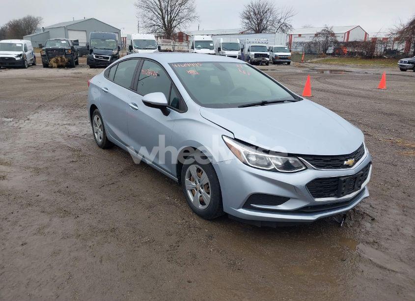 2017 Chevrolet Cruze LS AUTO (VIN 1G1BC5SM7H7216470) main photo