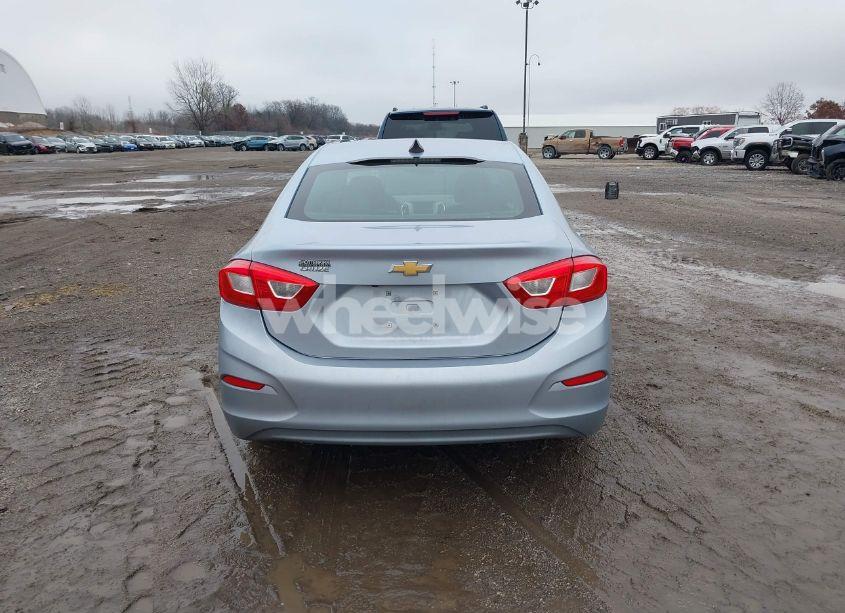 Photo 16 of 2017 Chevrolet Cruze LS AUTO (VIN 1G1BC5SM7H7216470)