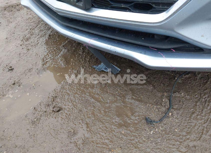 Photo 6 of 2017 Chevrolet Cruze LS AUTO (VIN 1G1BC5SM7H7216470)