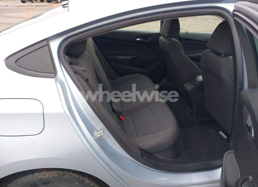 Photo 8 of 2017 Chevrolet Cruze LS AUTO (VIN 1G1BC5SM7H7216470)