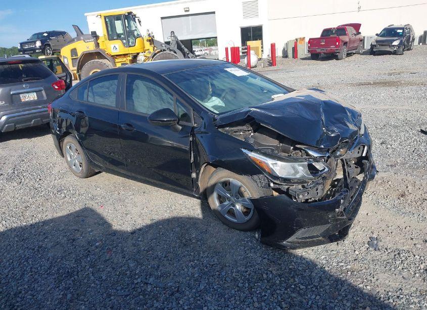2017 Chevrolet Cruze LS AUTO (VIN 1G1BC5SM7H7229770) main photo