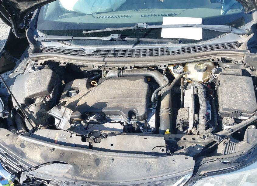 Photo 10 of 2017 Chevrolet Cruze LS AUTO (VIN 1G1BC5SM7H7229770)