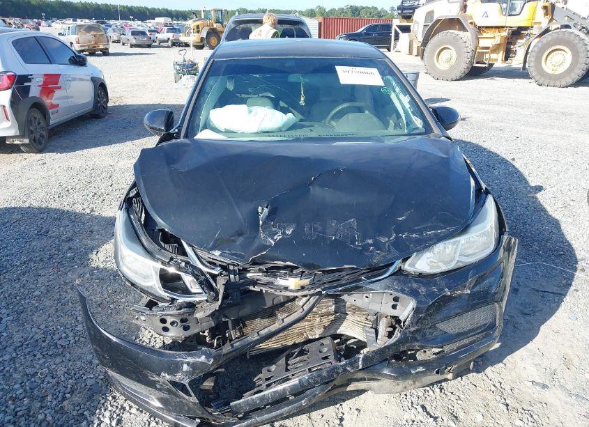 Photo 6 of 2017 Chevrolet Cruze LS AUTO (VIN 1G1BC5SM7H7229770)