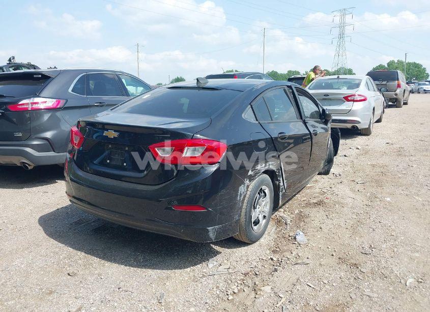 Photo 4 of 2017 Chevrolet Cruze LS (VIN 1G1BC5SM7H7239456)