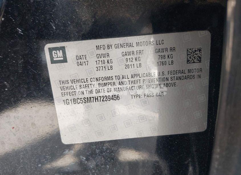 Photo 9 of 2017 Chevrolet Cruze LS (VIN 1G1BC5SM7H7239456)