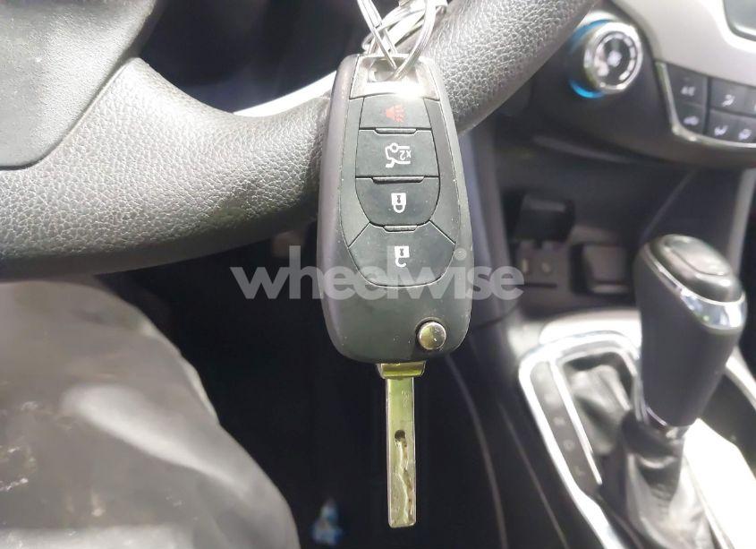 Photo 11 of 2017 Chevrolet Cruze LS AUTO (VIN 1G1BC5SM7H7244012)