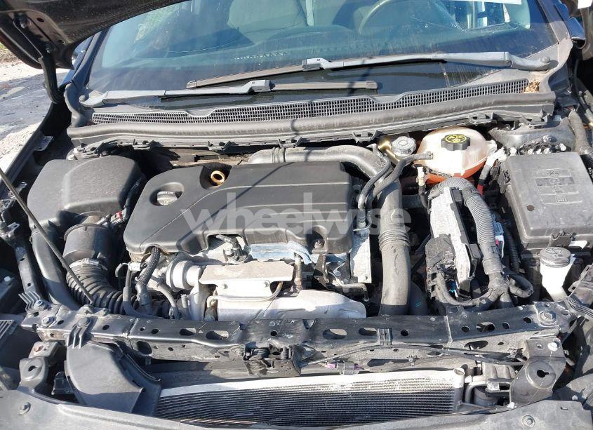 Photo 10 of 2017 Chevrolet Cruze LS AUTO (VIN 1G1BC5SM7H7279911)