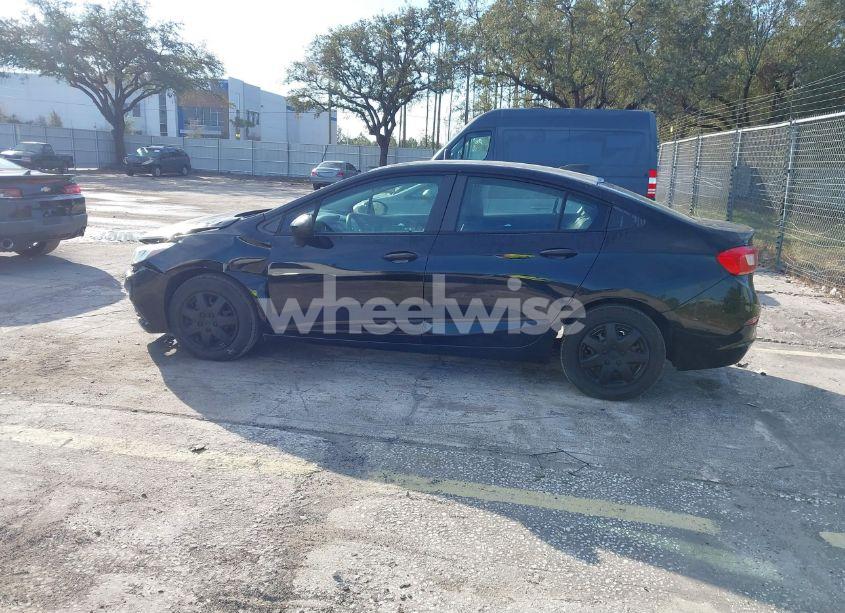 Photo 14 of 2017 Chevrolet Cruze LS AUTO (VIN 1G1BC5SM7H7279911)