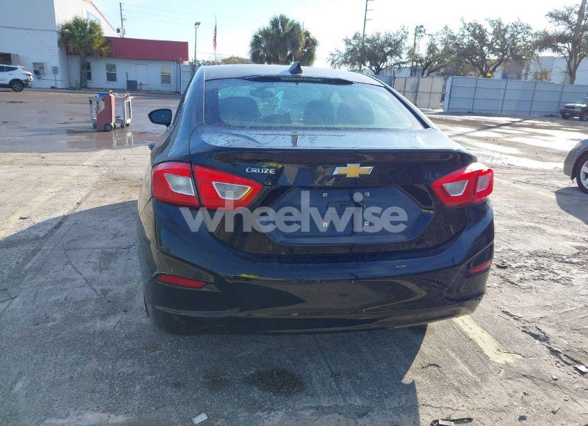 Photo 16 of 2017 Chevrolet Cruze LS AUTO (VIN 1G1BC5SM7H7279911)