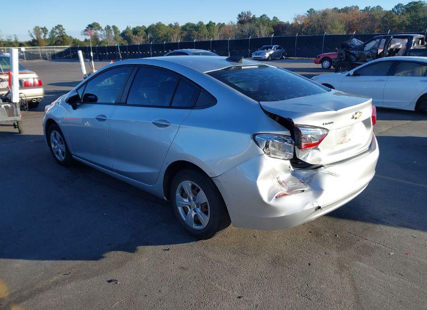 Photo 3 of 2018 Chevrolet Cruze LS AUTO (VIN 1G1BC5SM7J7101096)