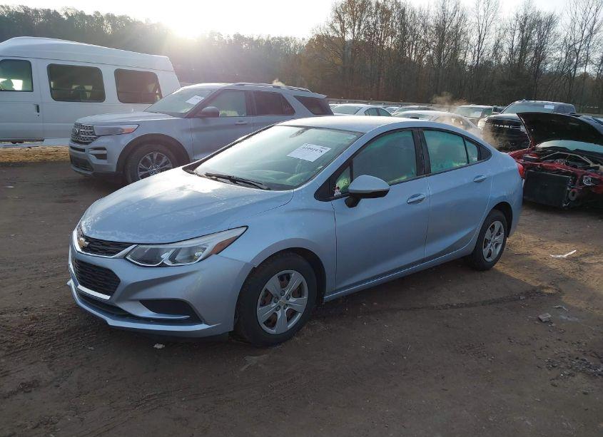 Photo 2 of 2018 Chevrolet Cruze LS AUTO (VIN 1G1BC5SM7J7138746)