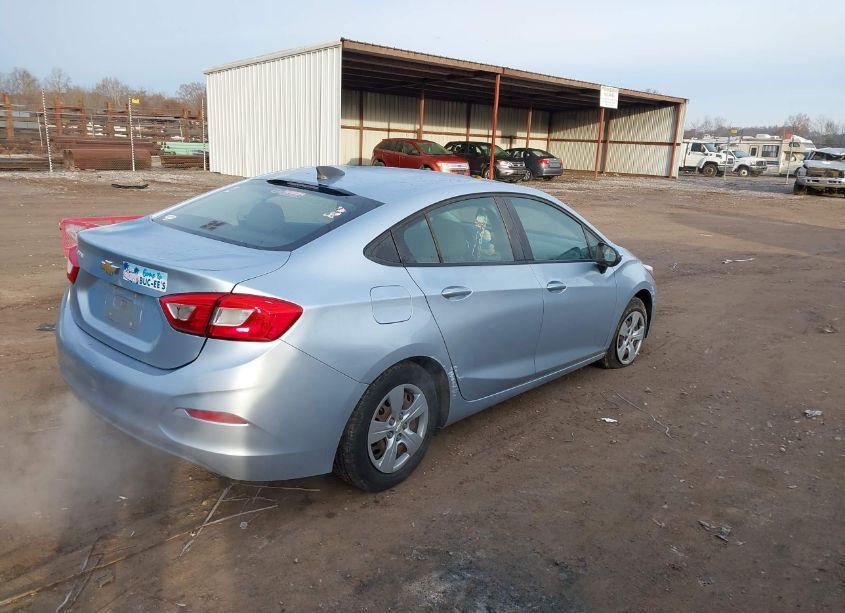 Photo 4 of 2018 Chevrolet Cruze LS AUTO (VIN 1G1BC5SM7J7138746)