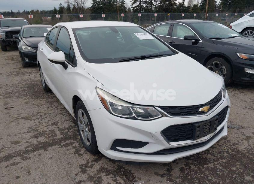 2018 Chevrolet Cruze LS AUTO (VIN 1G1BC5SM7J7142649) main photo
