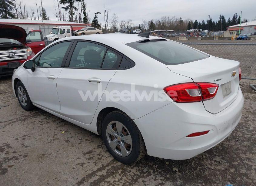 Photo 14 of 2018 Chevrolet Cruze LS AUTO (VIN 1G1BC5SM7J7142649)