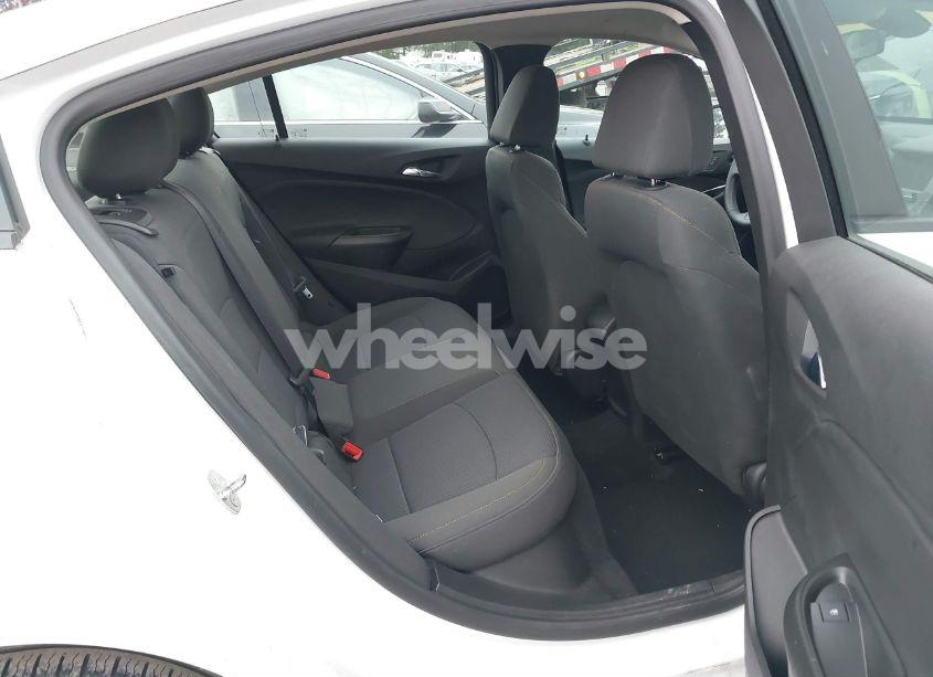 Photo 8 of 2018 Chevrolet Cruze LS AUTO (VIN 1G1BC5SM7J7142649)