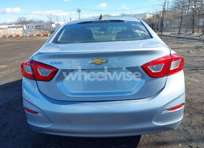Photo 16 of 2018 Chevrolet Cruze LS AUTO (VIN 1G1BC5SM7J7160956)