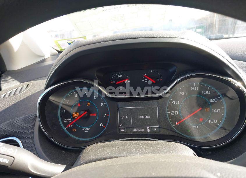 Photo 7 of 2018 Chevrolet Cruze LS AUTO (VIN 1G1BC5SM7J7160956)