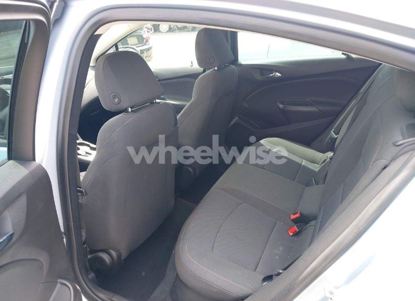 Photo 8 of 2018 Chevrolet Cruze LS AUTO (VIN 1G1BC5SM7J7179667)