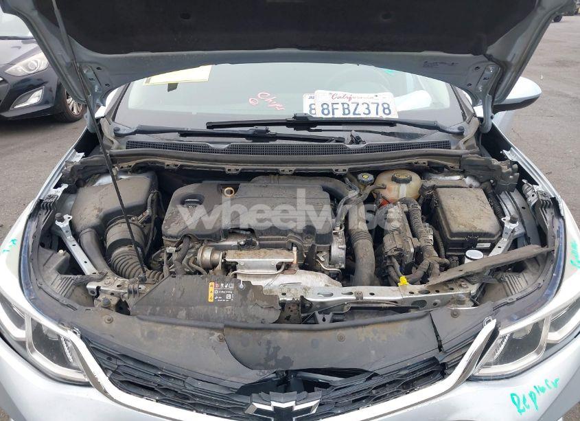 Photo 10 of 2018 Chevrolet Cruze LS AUTO (VIN 1G1BC5SM7J7189745)