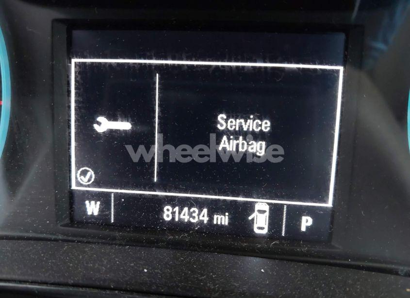 Photo 15 of 2018 Chevrolet Cruze LS AUTO (VIN 1G1BC5SM7J7189745)