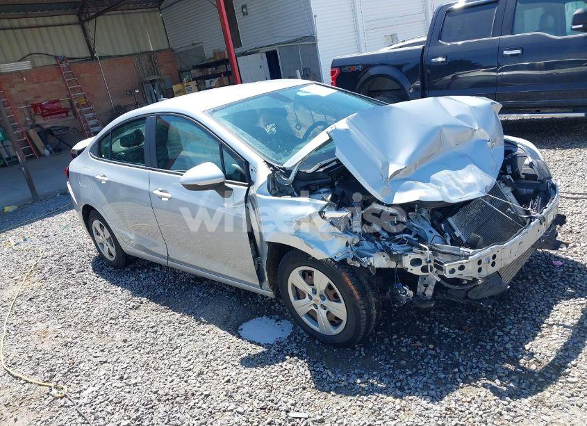 2018 Chevrolet Cruze LS AUTO (VIN 1G1BC5SM7J7199854) main photo