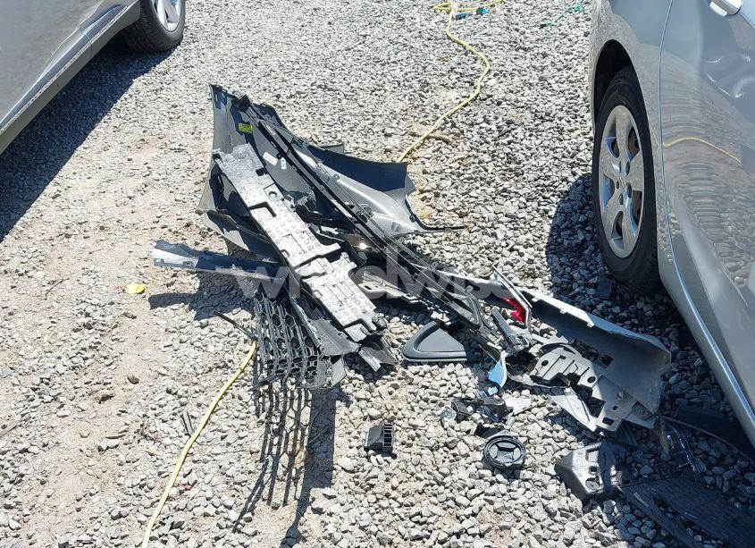 Photo 12 of 2018 Chevrolet Cruze LS AUTO (VIN 1G1BC5SM7J7199854)