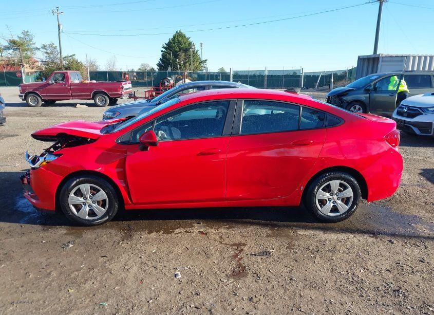 Photo 14 of 2018 Chevrolet Cruze LS AUTO (VIN 1G1BC5SM7J7201005)