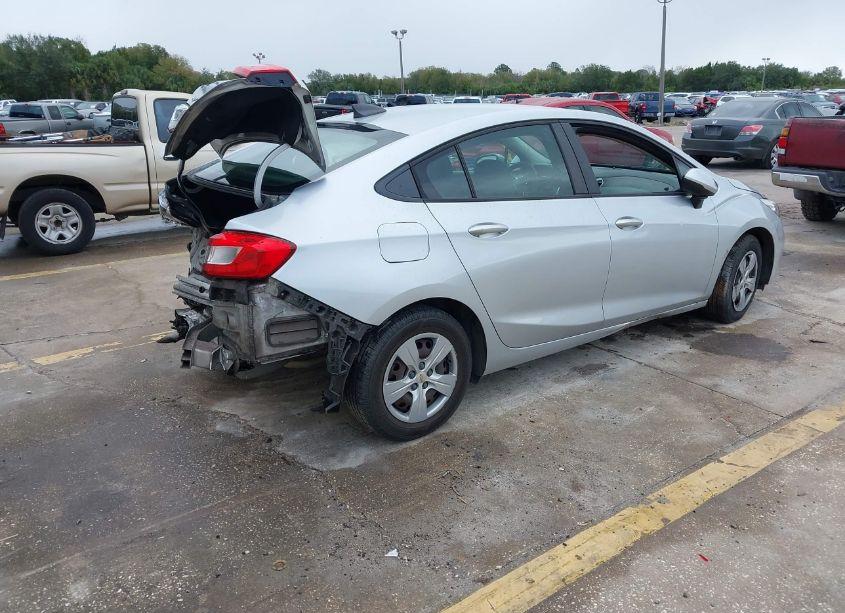 Photo 4 of 2018 Chevrolet Cruze LS AUTO (VIN 1G1BC5SM7J7202493)