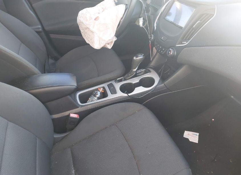 Photo 5 of 2018 Chevrolet Cruze LS AUTO (VIN 1G1BC5SM7J7211243)