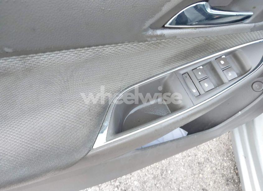 Photo 13 of 2018 Chevrolet Cruze LS AUTO (VIN 1G1BC5SM7J7220735)