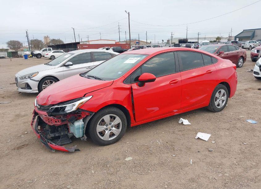 Photo 2 of 2018 Chevrolet Cruze LS AUTO (VIN 1G1BC5SM7J7227183)