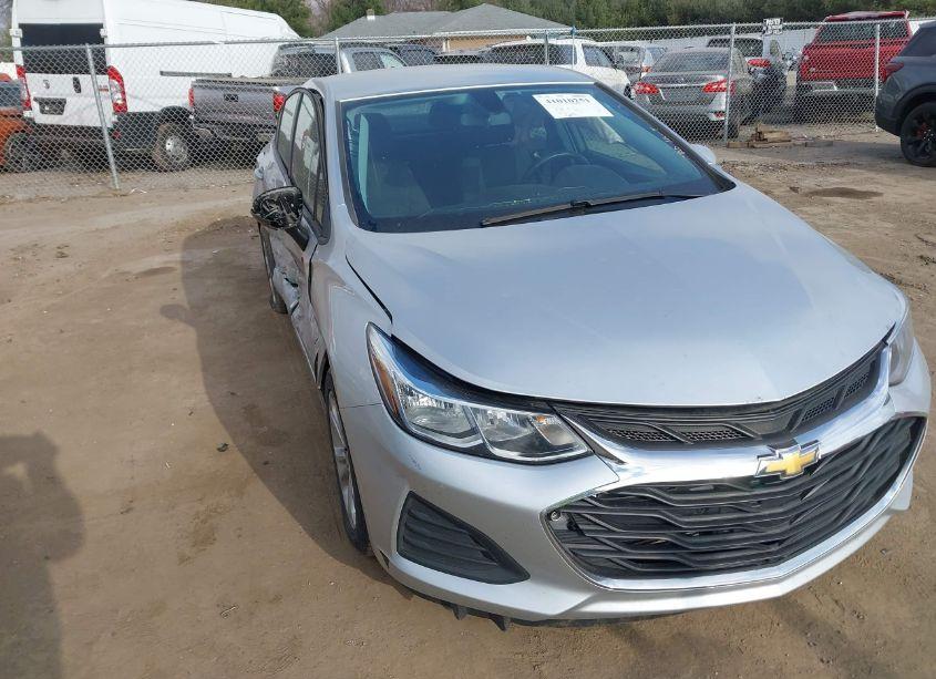 2019 Chevrolet Cruze LS (VIN 1G1BC5SM7K7148257) main photo
