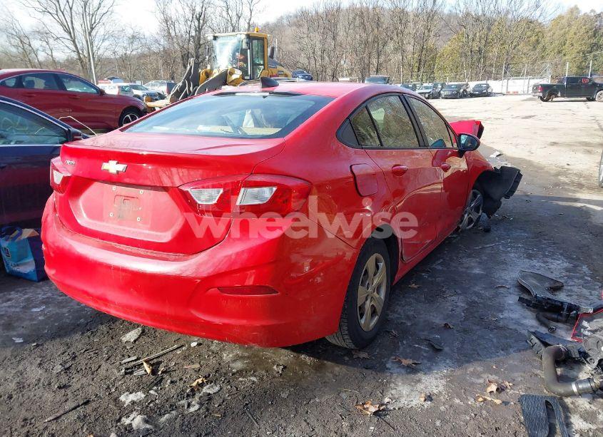 Photo 4 of 2016 Chevrolet Cruze LS AUTO (VIN 1G1BC5SM8G7233437)