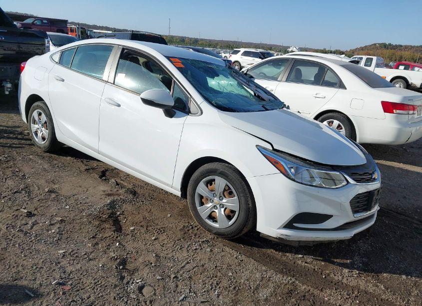 2016 Chevrolet Cruze LS AUTO (VIN 1G1BC5SM8G7241098) main photo