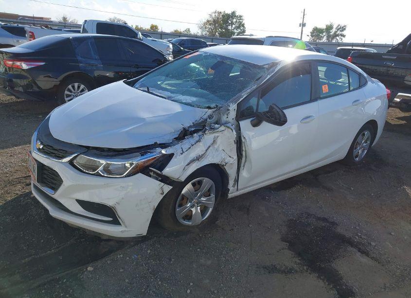 Photo 2 of 2016 Chevrolet Cruze LS AUTO (VIN 1G1BC5SM8G7241098)