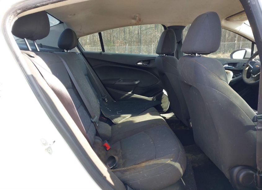 Photo 8 of 2016 Chevrolet Cruze LS AUTO (VIN 1G1BC5SM8G7252957)