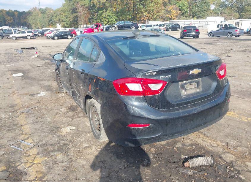 Photo 3 of 2016 Chevrolet Cruze LS AUTO (VIN 1G1BC5SM8G7282024)