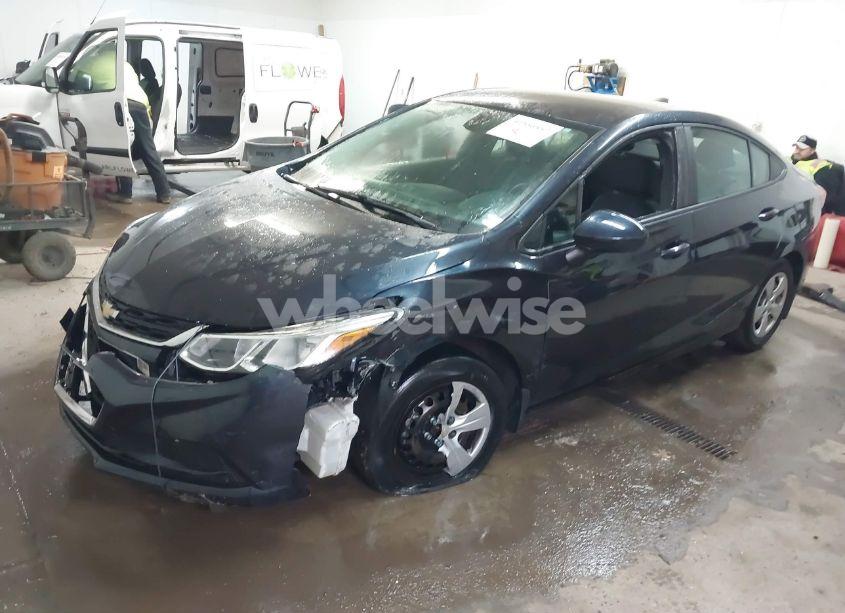 Photo 2 of 2016 Chevrolet Cruze LS AUTO (VIN 1G1BC5SM8G7321324)