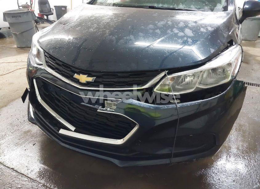 Photo 6 of 2016 Chevrolet Cruze LS AUTO (VIN 1G1BC5SM8G7321324)